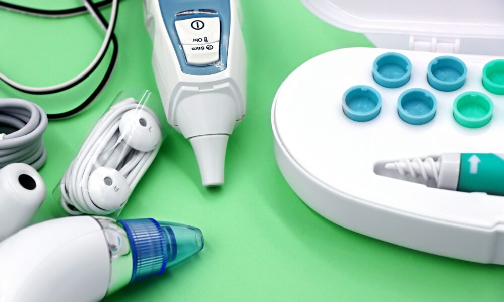remover cerumen